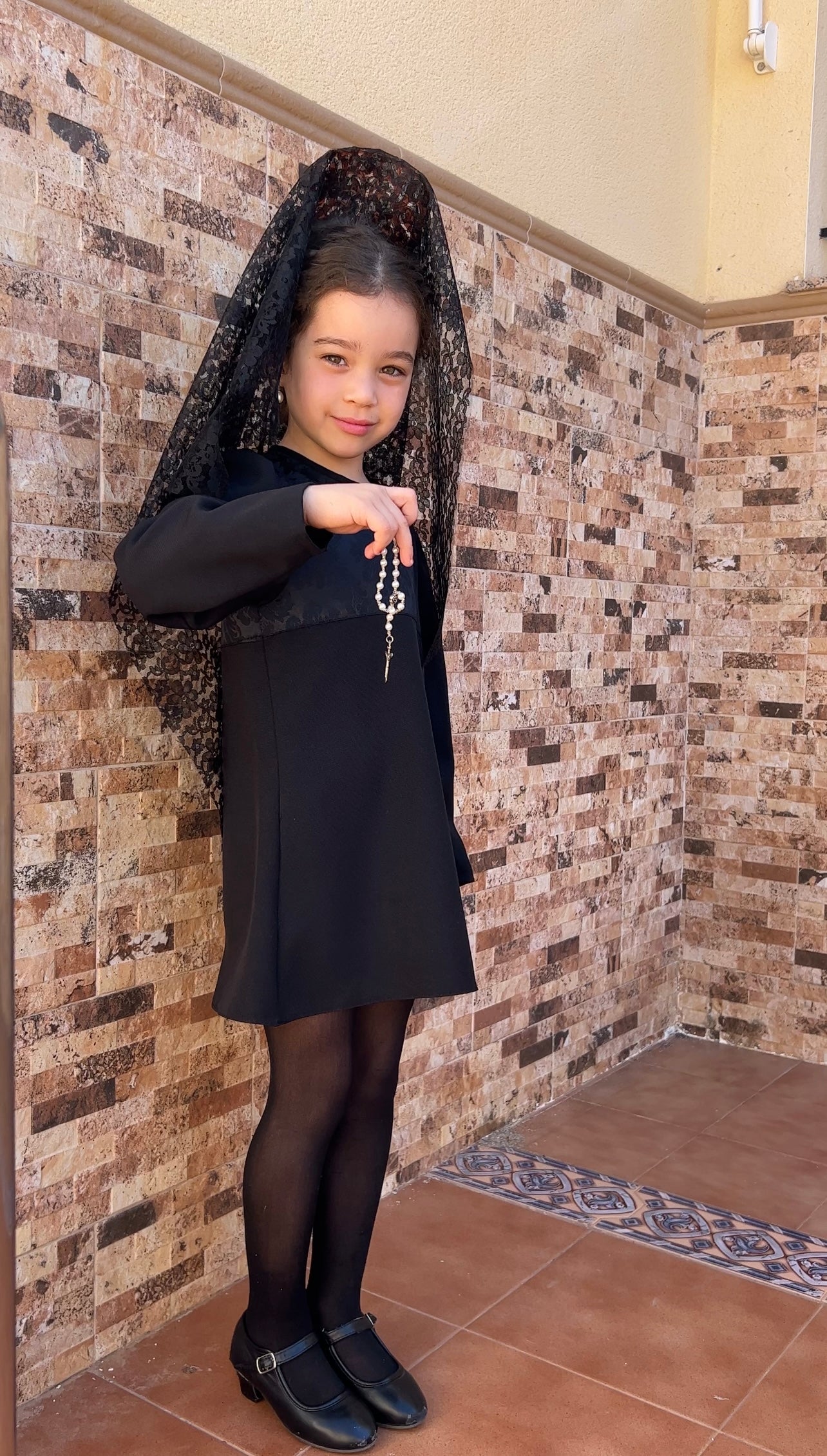 Traje de mantilla